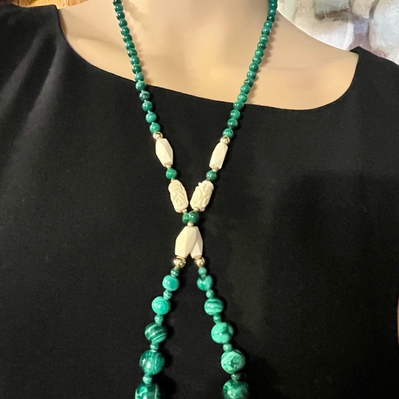 Vtg genuine malachite carved jade gold necklace - Picture 11 of 12